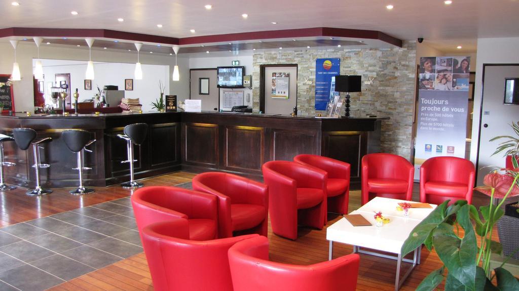 Comfort Hotel Poissy Technoparc Eksteriør bilde